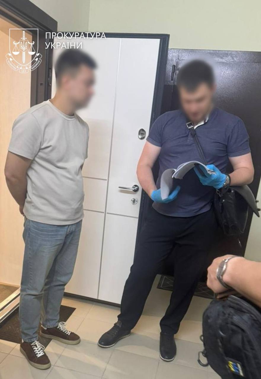 Примушували пацієнтів платити за безкоштовне лікування: на Сумщині викрито завідувача відділення та двох лікарів
