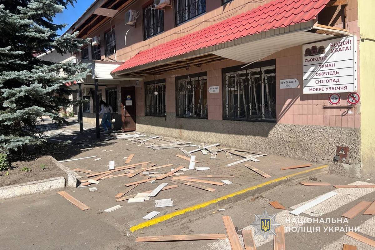 Внаслідок ворожих атак у Шосткинській громаді пошкоджено житловий будинок