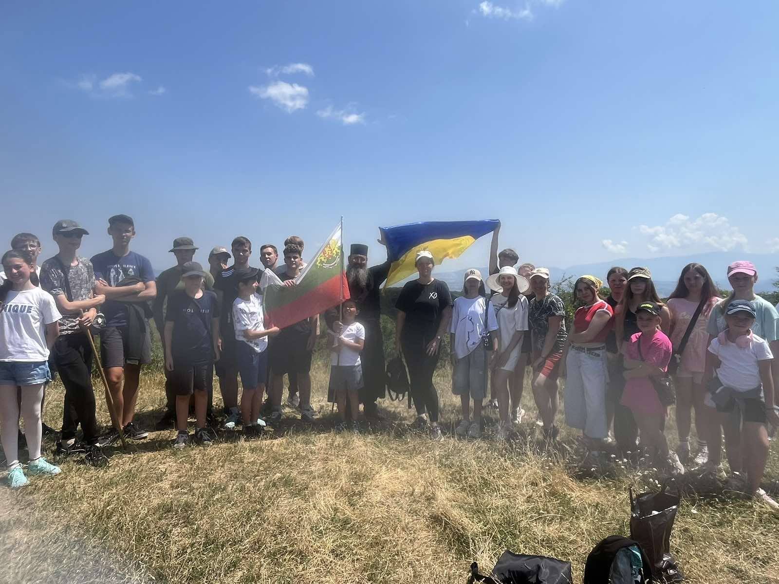 45 дітей учасників бойових дій та загиблих захисників із Сумщини відпочили в Болгарії