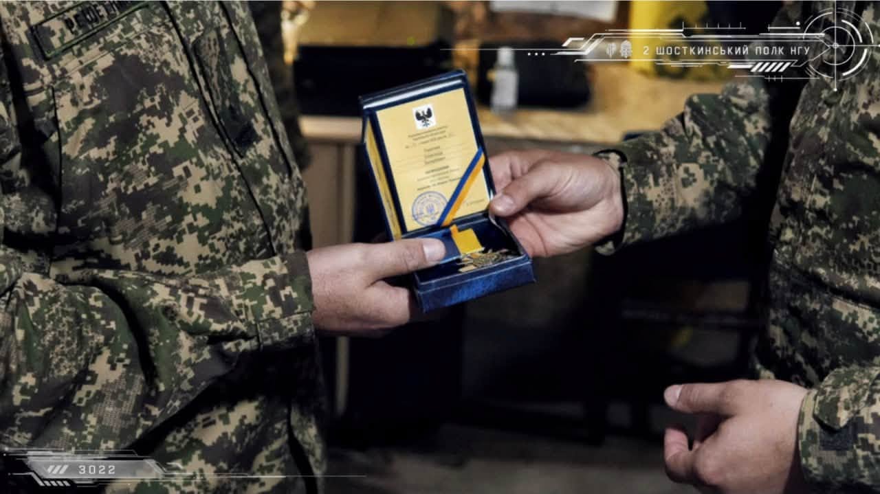 Шосткинські гвардійці отримали почесні відзнаки до Дня Незалежності України