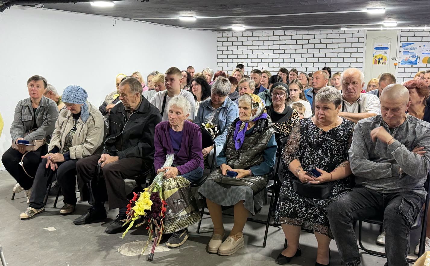 У Ямпільській громаді матерям загиблих Захисників України вручили пам’ятні відзнакм «Мати Героя. Героїні»