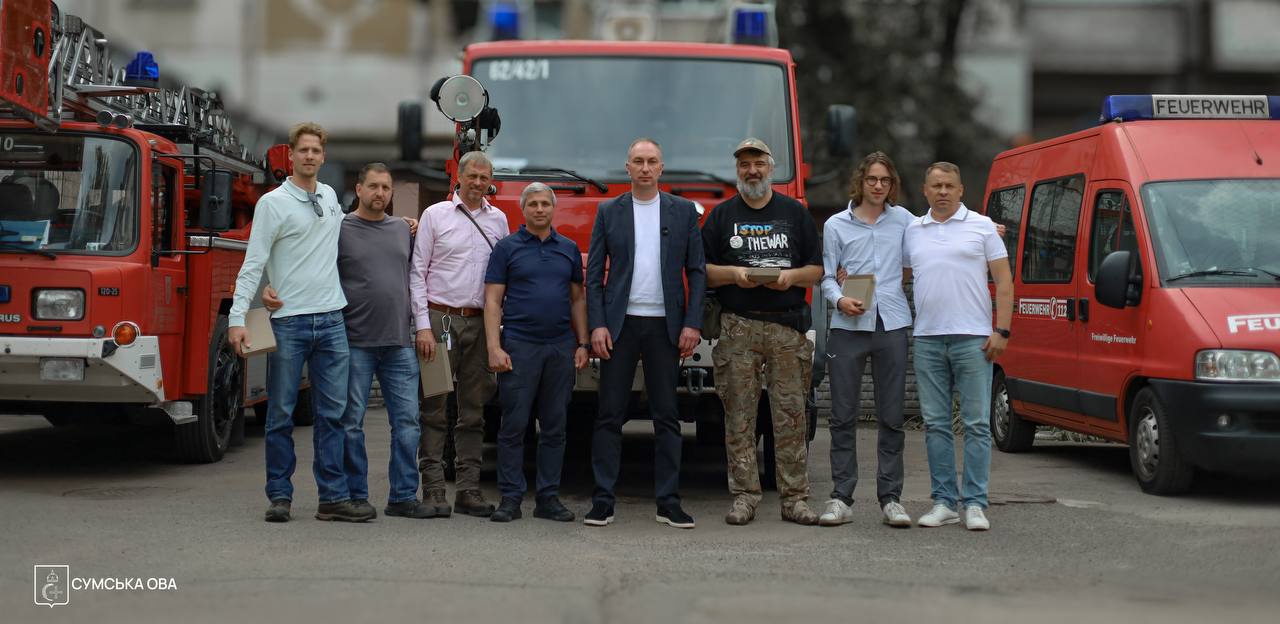 Міжнародні партнери передали пожежні автомобілі, обладнання та спорядження для рятувальників Сумщини + Відео