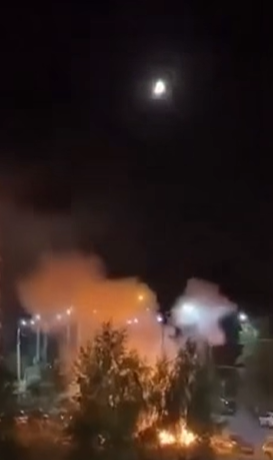 Ворожі дрони ударили поблизу багатоповерхівки в Сумах