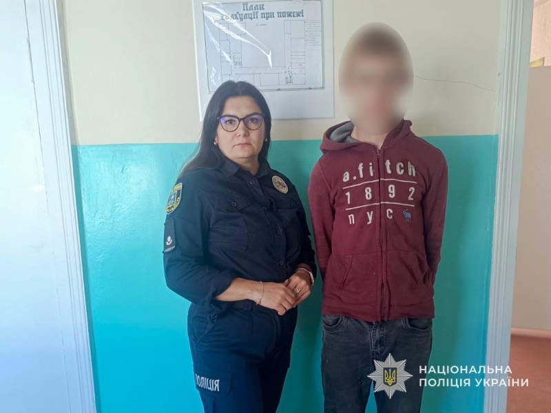 Шосткинські поліцейські оперативно розшукали зниклого хлопця з Клишок