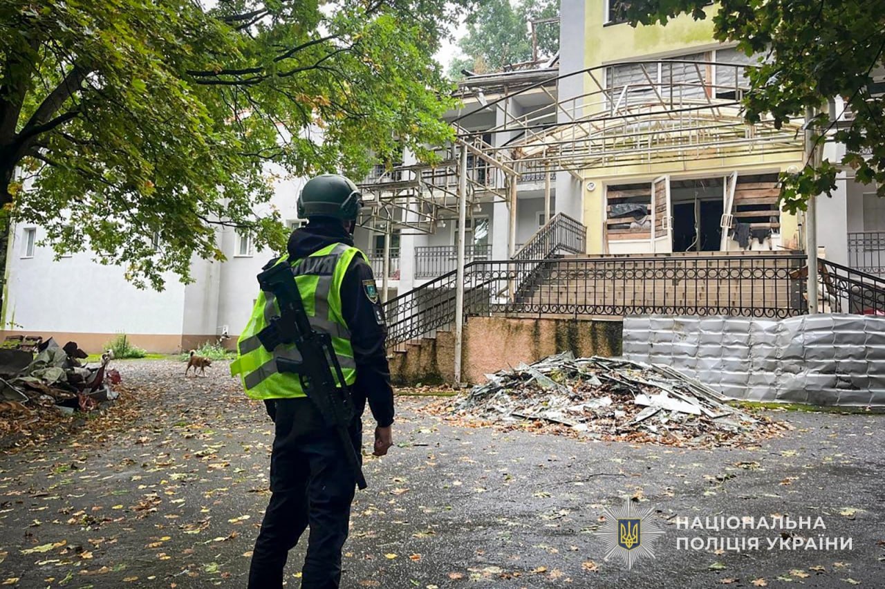 Під ворожим вогнем перебували п’ять громад Шосткинського району, є пошкодження та руйнування + Фото
